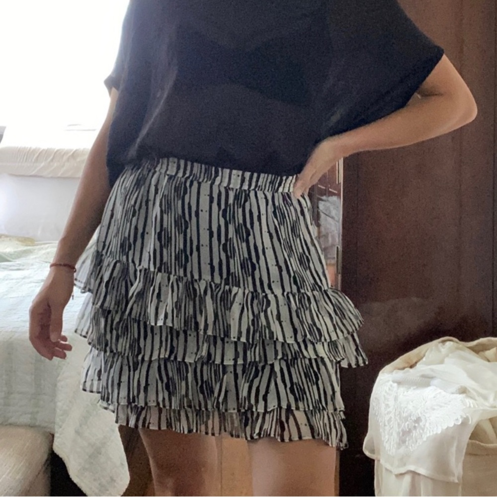 CLUB MONACO Tier Mini Skirt